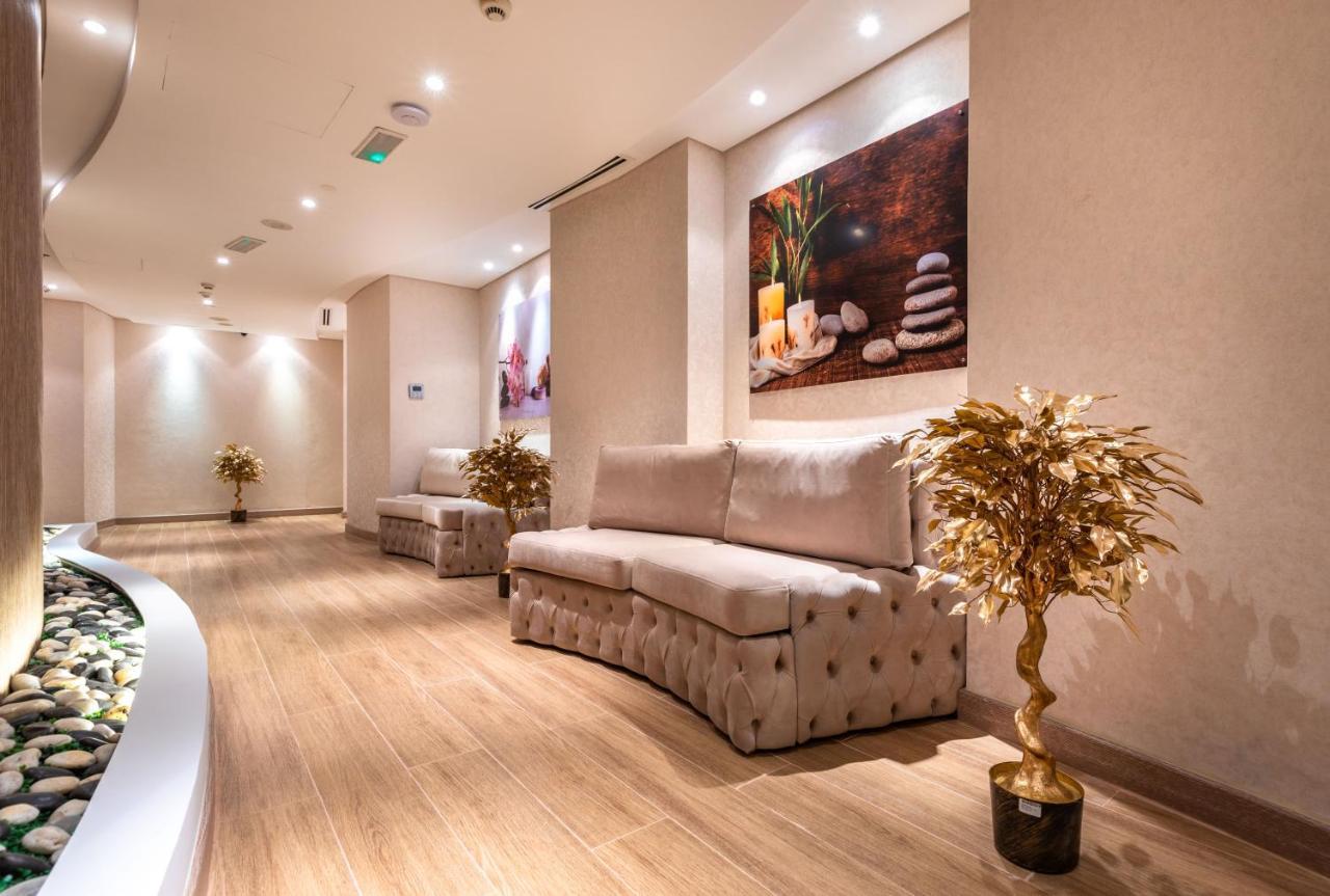 New Blue Rose Hotel Doha Exterior photo